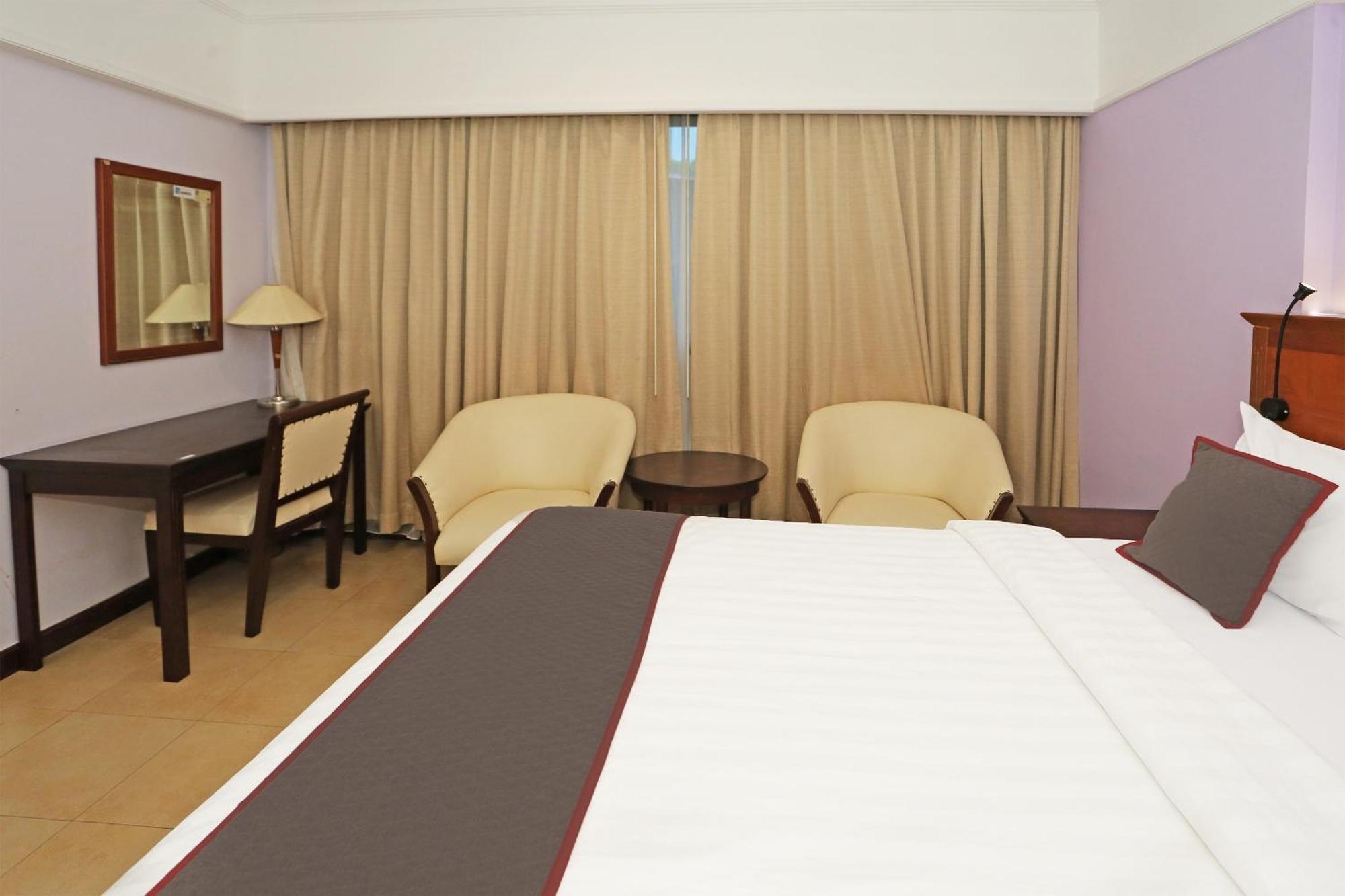 Collection O 91898 Series Hotel Kuningan Jakarta Exterior foto