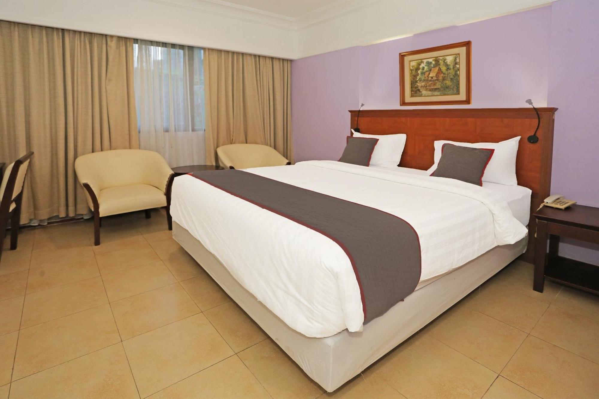 Collection O 91898 Series Hotel Kuningan Jakarta Exterior foto