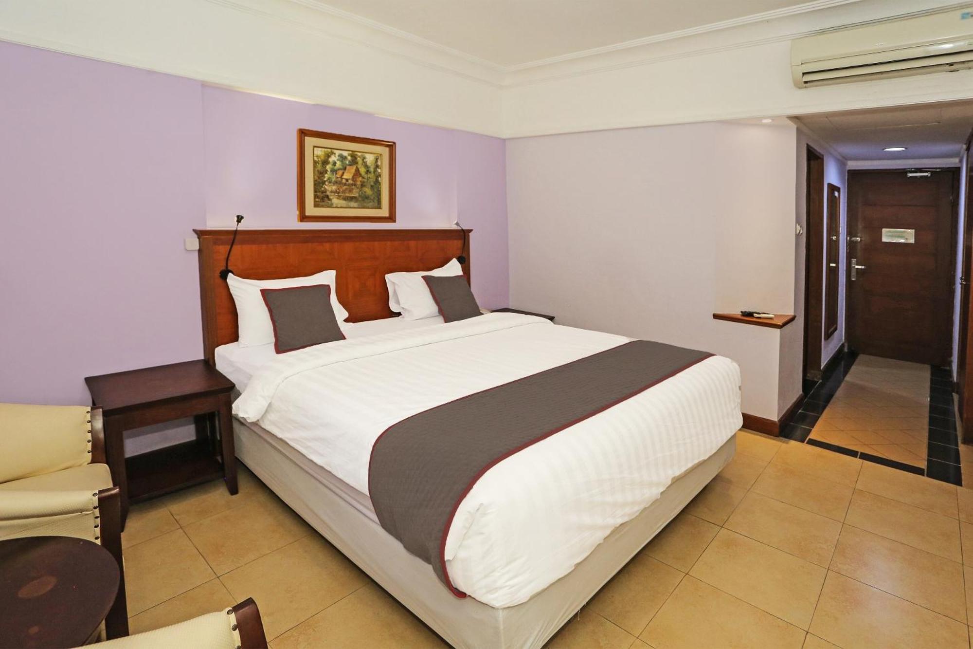 Collection O 91898 Series Hotel Kuningan Jakarta Exterior foto